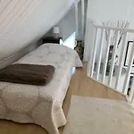 아파트 러블리 민트 가든 스튜디오 반타